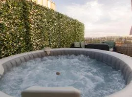 LE PETIT SÉSAME jacuzzi cosy Stade De France 6 personnes Wifi Terrasse Parking privé
