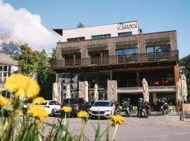 Bed & Breakfast Hostel Nives