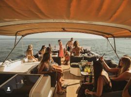 Sail & Stay, boat in Castillo de Sabinillas