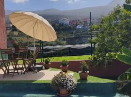 Casa Mamatina, en Los Realejos, hotel in Los Realejos