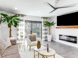 Hutchinson Island Beach Home Beach Access and Patio