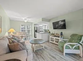 Phenomenal 2 Bedroom Condo at Island Palms! Sleeps 6!