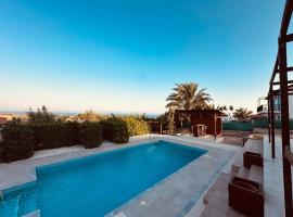 House in Maroni, hotel in Pervolia