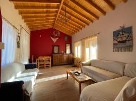 House at Kato Chorio, Hotel in Plomari