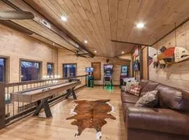 New! Mountain Luxe Heated Pool Arcade Spa Theater