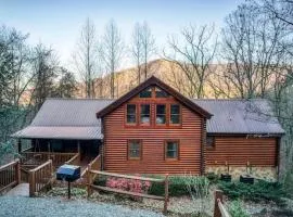 High-end Luxury Cabin, Sauna, Hot Tub, Gameroom