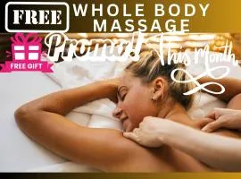 FREE SAUNA & POOL ACCESS PLUS 40 PERCENT LESS PROMO This Month Affordable And Cheapest Deluxe Unit In Manila with Balcony x Near NAIA Airport x Manila Bay x Robinsons Place Ermita x Pgh x Bellagio x UP x Intramuros x Updated 2025 Price Staycation