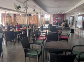Tristar Hotel otel & Suites, hotel 