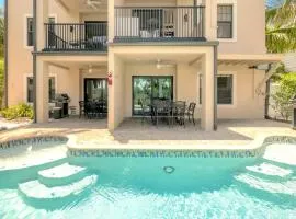 One-of-a-Kind! Pool, Terraces, Ocean-View Rooftop, in Siesta Village at Best Beach!