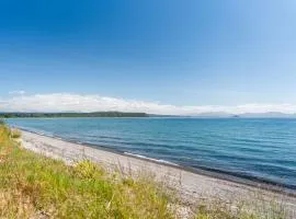 Absolute Lakefront