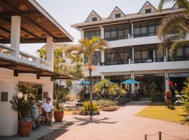 San Juan Surf Resort La Union, hotel in San Juan