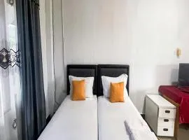 RedDoorz near Salib Kasih Tarutung