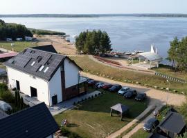 Żubr Nad Zalewem, hotel with hot tubs in Łuka