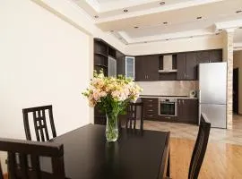 Luxury 2-bedroom Apartments on 13 Buzand street by Sweet Home