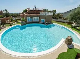 Villa Leon with Private Pool