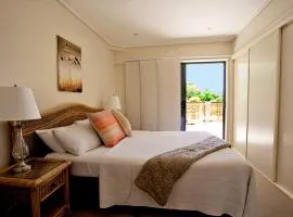 Kingfisher - Three-Bedroom Beachside Escape in Agnes Water, with Heated Communal Pool