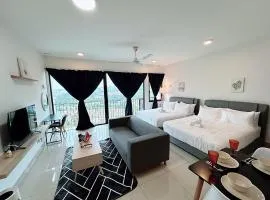 Trefoil by Manhattan Group
