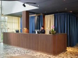 NH フランクフルト エアポート、にあるフランクフルト国際空港 - FRAの周辺ホテル