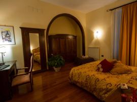 Forchia에 위치한 호텔 Camere al Borgo