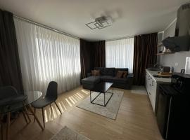 EM02- Apartament 2 camere luxury, luxury hotel in Târgu Jiu