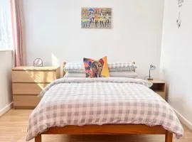 12 Penn Gardens- Apart 2