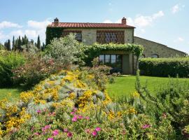 Podere Il Pino, casa de campo en Poggibonsi