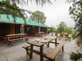 Alaya Stays Duplex Cottage with Tree House - Suro Woodcrest Chalet