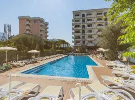Hotel Pharos