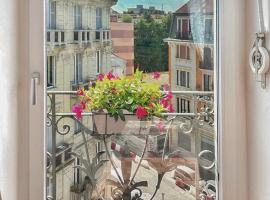 Easy Isola, for an easy stay