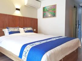 New studio with AC Free parking, Hotel in Villemomble