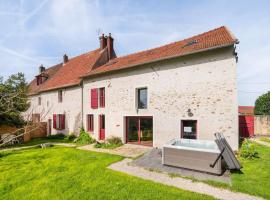 Soleil en Terre de Brie avec spa proche Coulommiers Disney, hotel in Doue