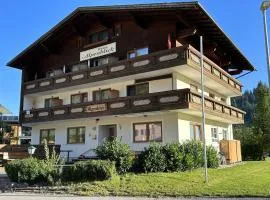 Lutz Alpenblick B&B