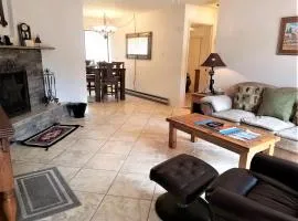 Pinecliff Retreat