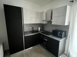 Black&White House Appartamento con posto auto