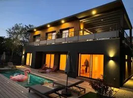 Villa Sunset 2 prestigious Balinese swimming pool sea view for 8 people
