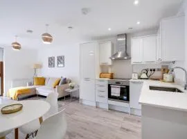 Aldenham Road 2 Bedroom Apartment Next to Bushey Station
