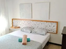 Apartamento con parking frente a la playa