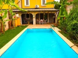 Villa Sapanca Butik Konukevi-Sarı Ev