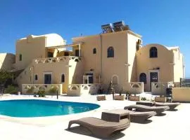Leon Lux Apartments