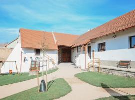 Vítovský statek, hotel a Žižice