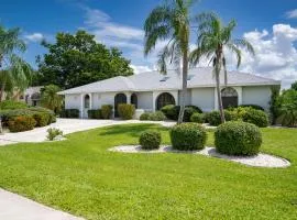 Blue Diamond Bungalow Pool and Spa