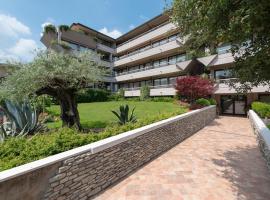 Il Sogno Apartments, serviced apartment in Desenzano del Garda