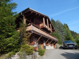 Chalet LE VAL NESS, hotel v destinaci La Côte dʼArbroz