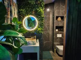 La Jungle Room, love hotel en Rognac