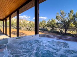 The Hideout, Hot Tubbin' & Zion Lovin, hotel i Orderville