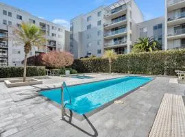 Modern 1-Bed Unit with Pool Views and Balcony
