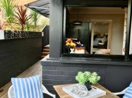 Lake Retreat & Pool Carey Bay