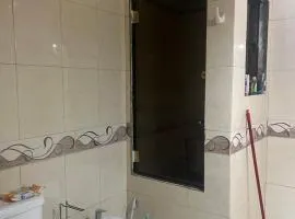 Habitacion privada en casa familiar