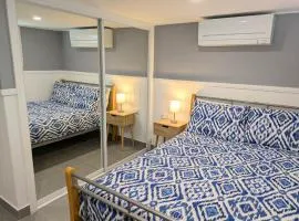 Superior Private Bedroom & Ensuite - City & Strand Beach Location