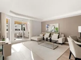 MARBELLA LUXURY APARTAMENT El Dorado Puerto Banús, Nueva Andalucia, 4 bedrooms